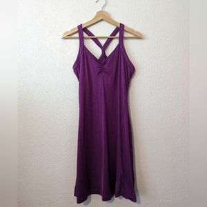 Mountain hardwear athletic dress